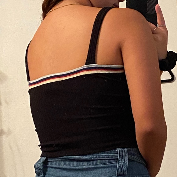 Retro Ribbed Crop Top - Picture 3 of 6